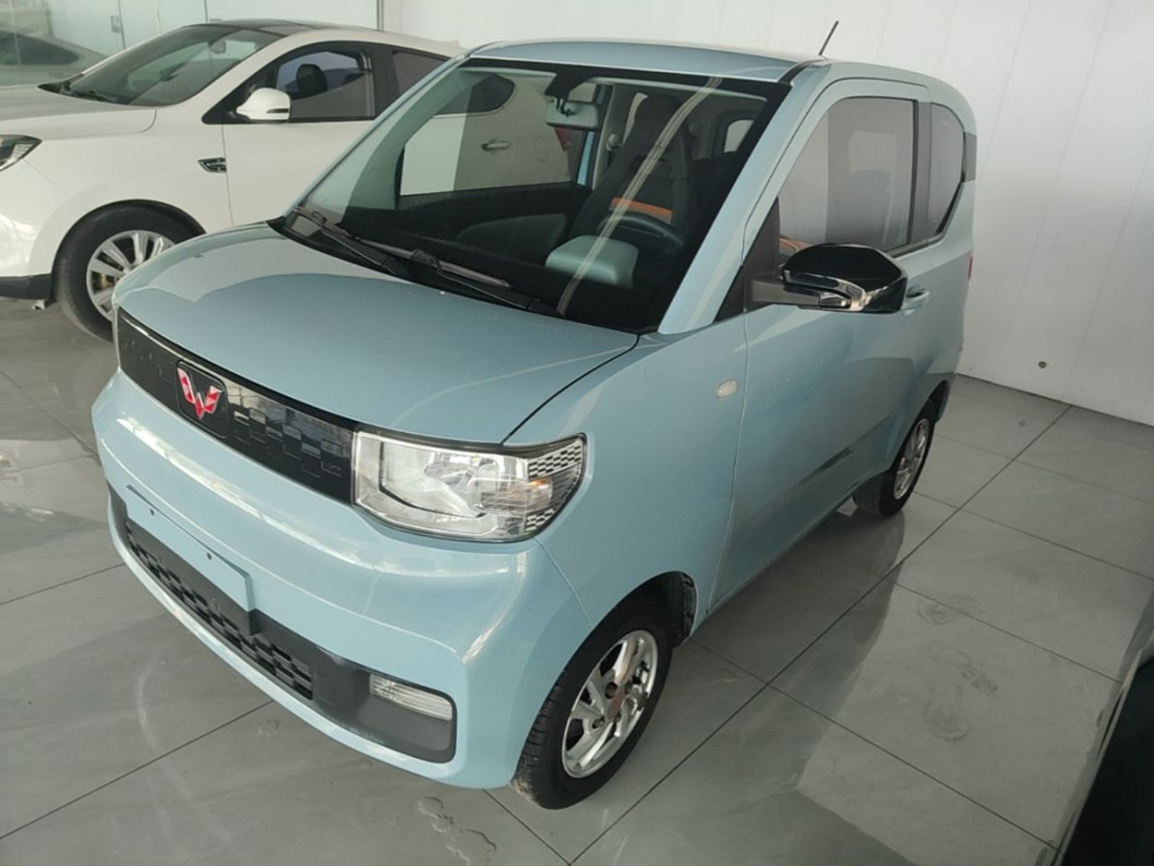 Hongguang MINIEV 2020 NCM