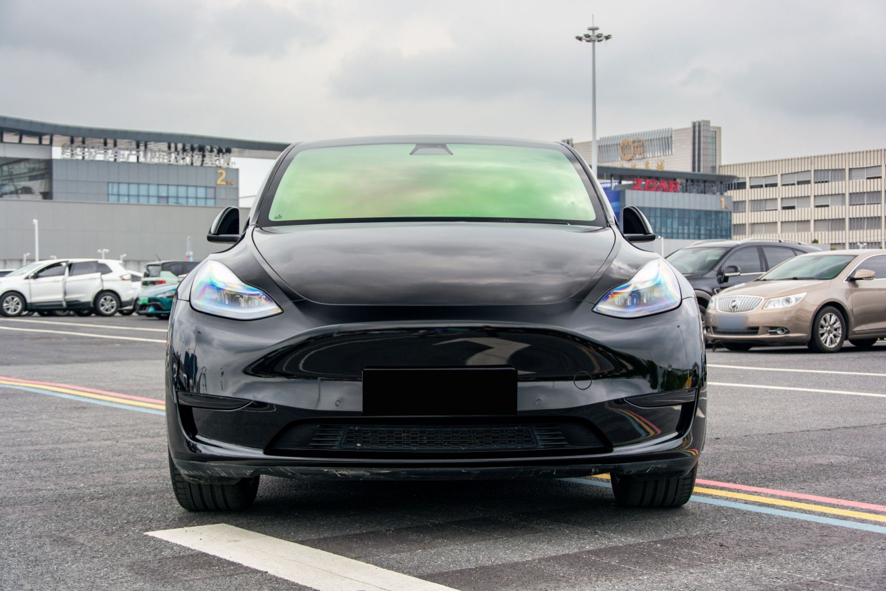 Model Y 2022 Facelift RWD photo 3