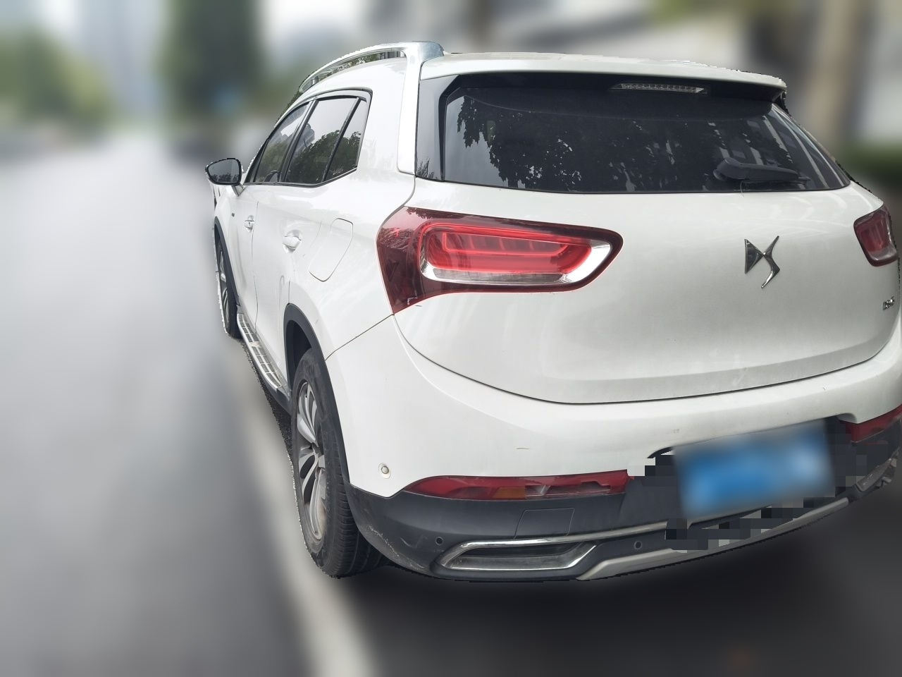 6 2014 1.6T Luxury THP160 photo 4