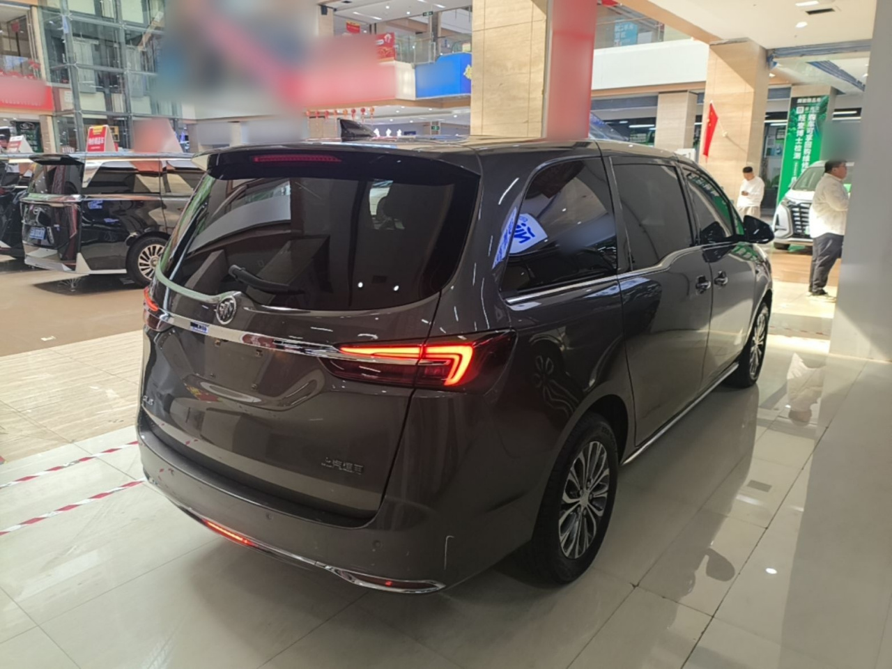 GL8 2023 Facelift Luxury photo 4