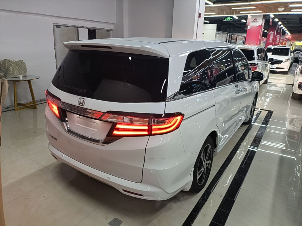 Odyssey 2015 Facelift 2.4L Smart photo 4