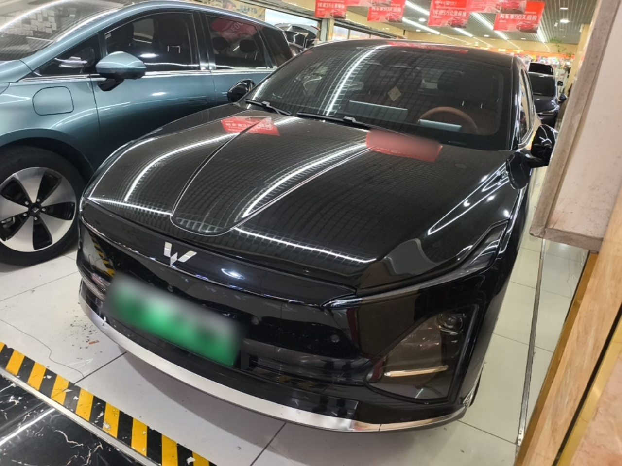 Wuling 2025 610km Smart Flagship