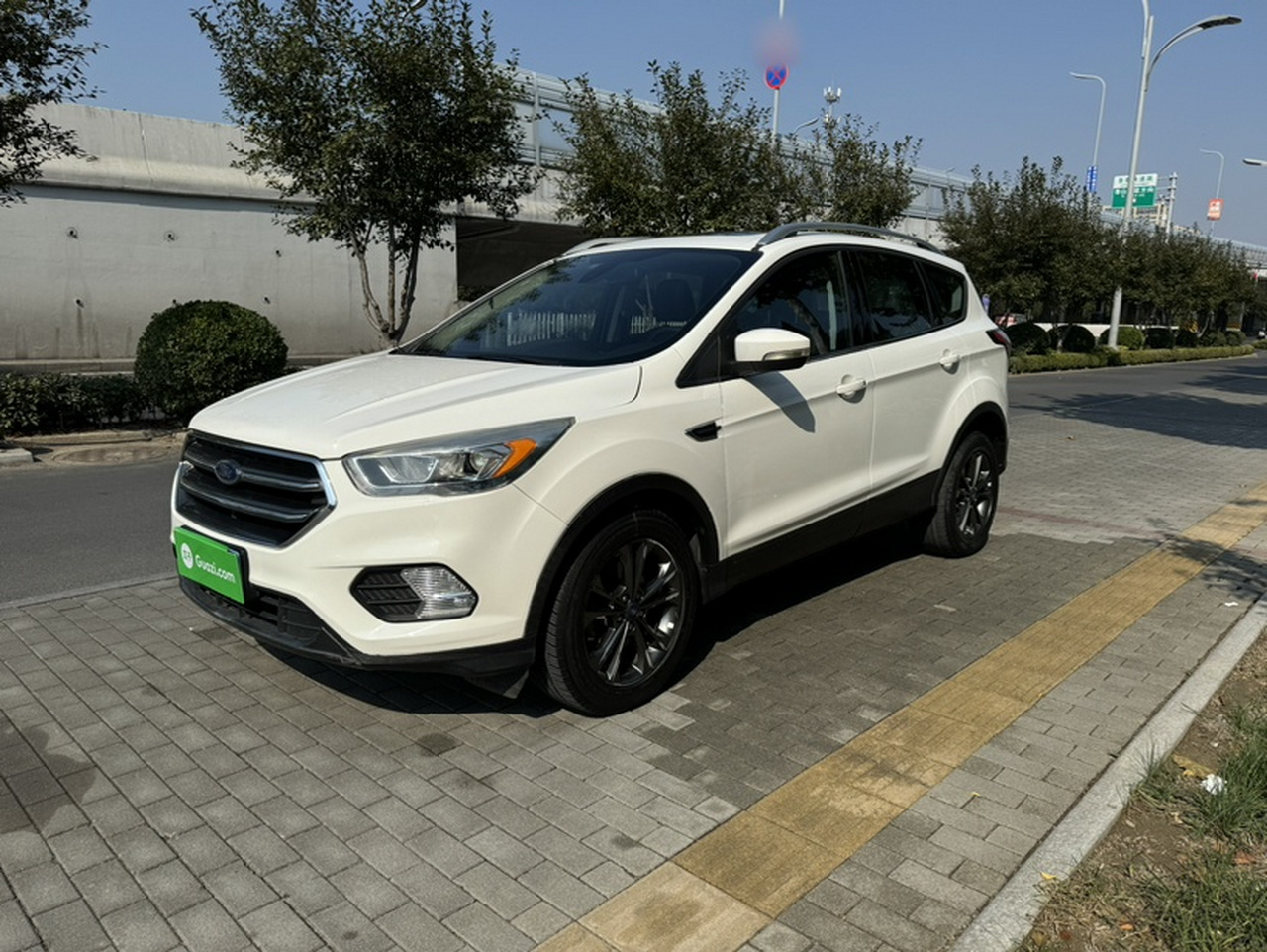 Kuga 2019 EcoBoost 180 RWD China VI