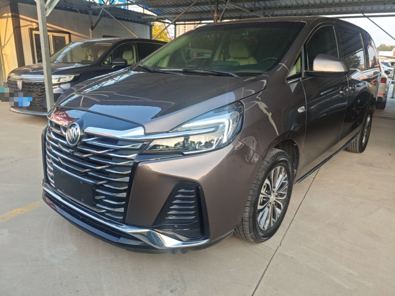 GL8 2023 Facelift Luxury