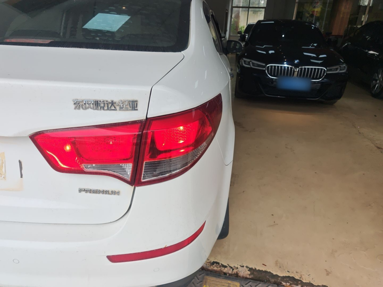 K2 2015 Sedan 1.6L AT Premium photo 2