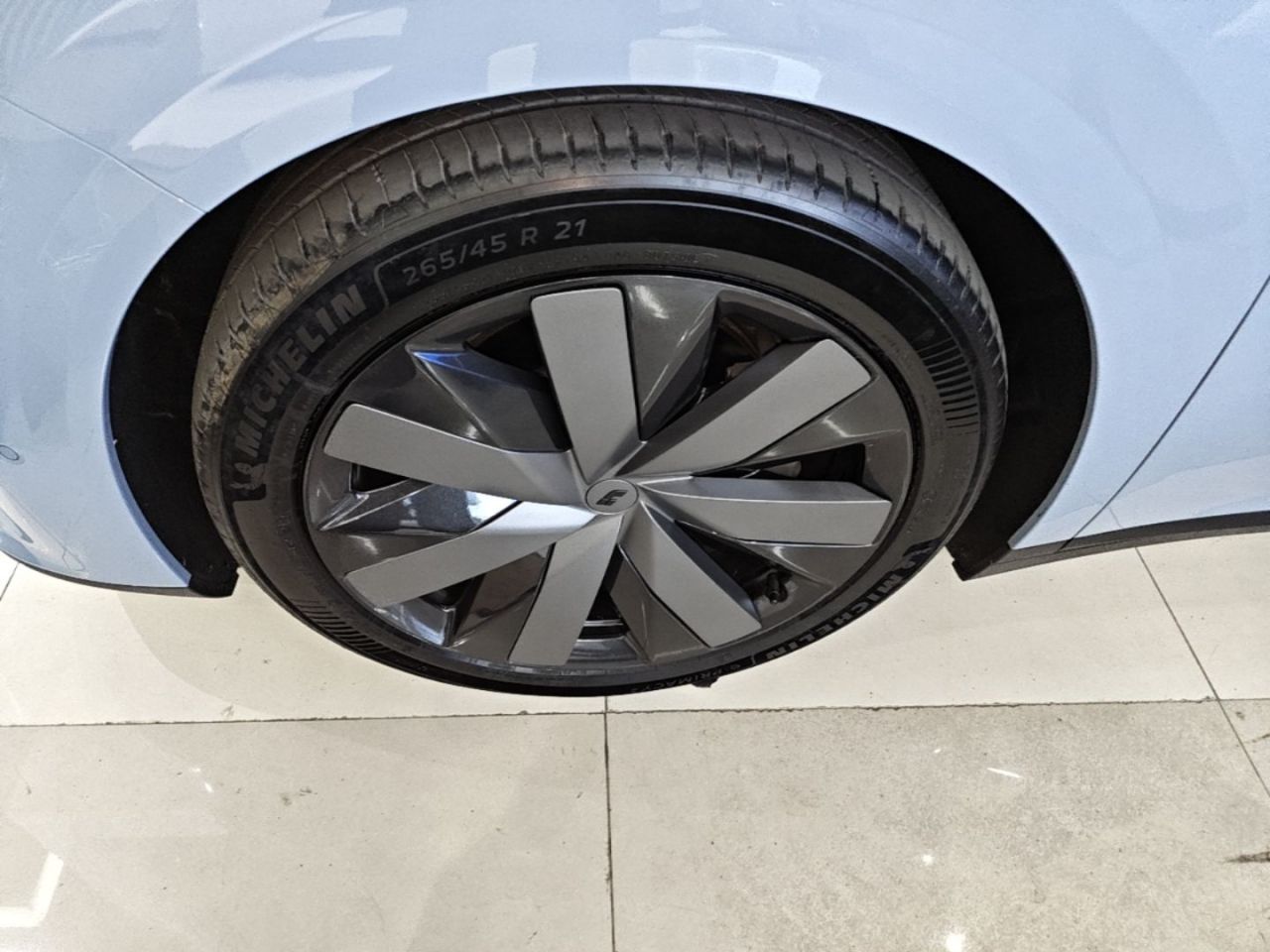 Li Auto i8 2025 Standard photo 3