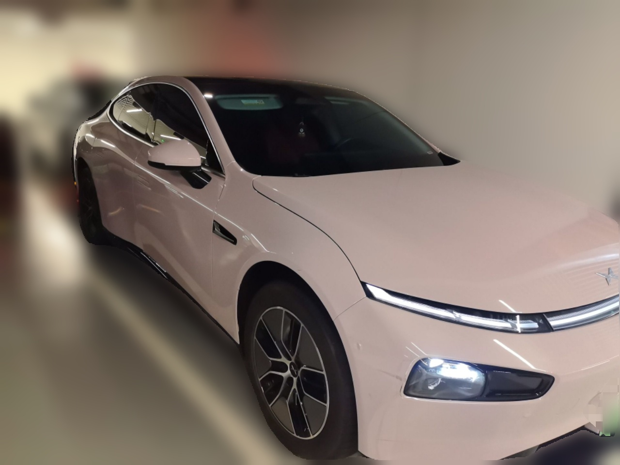 P7 2023 P7i 702 Pro photo 3