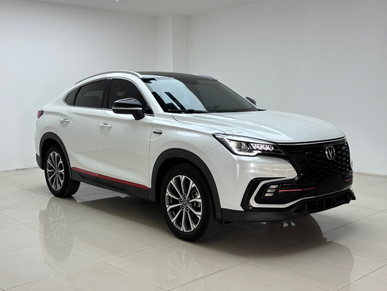 CS85 COUPE 2021 2.0T AT Premium photo 3