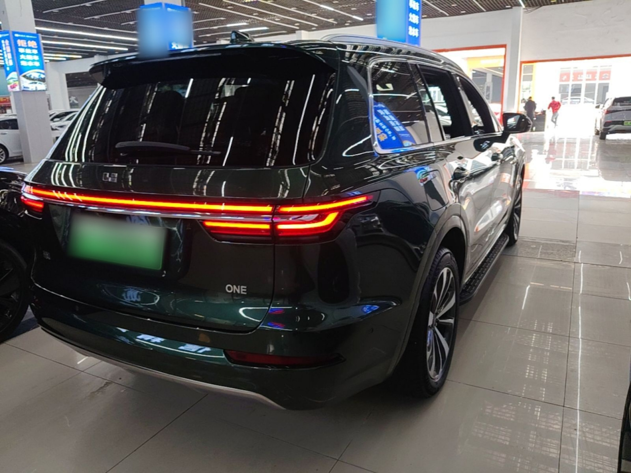 Li Auto ONE 2021 EREV 6-Seater photo 4