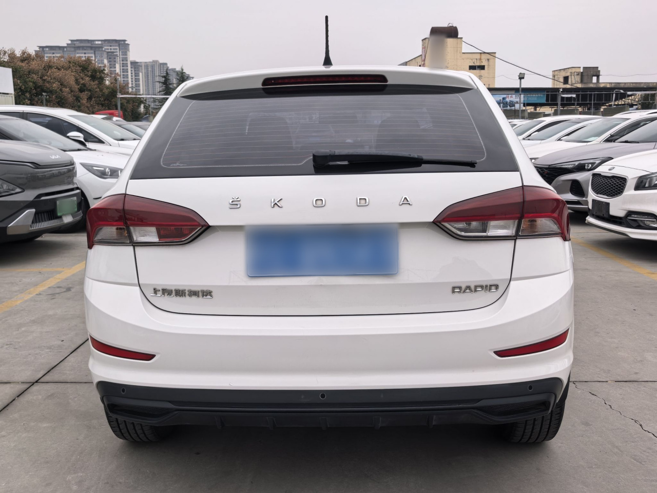 Rapid Spaceback 2020 1.5L AT Comfort photo 5