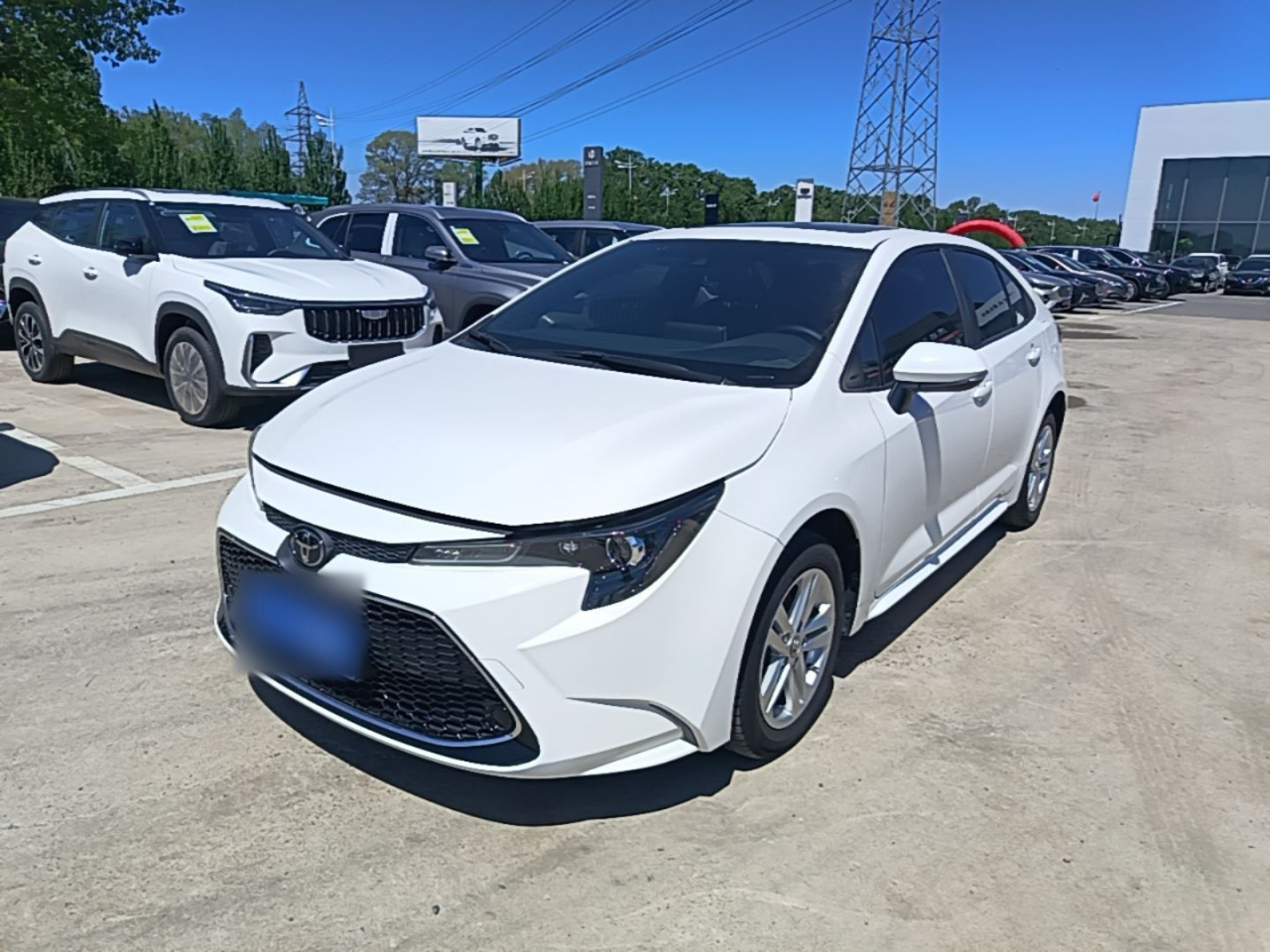 Levin 2022 185T CVT Luxury