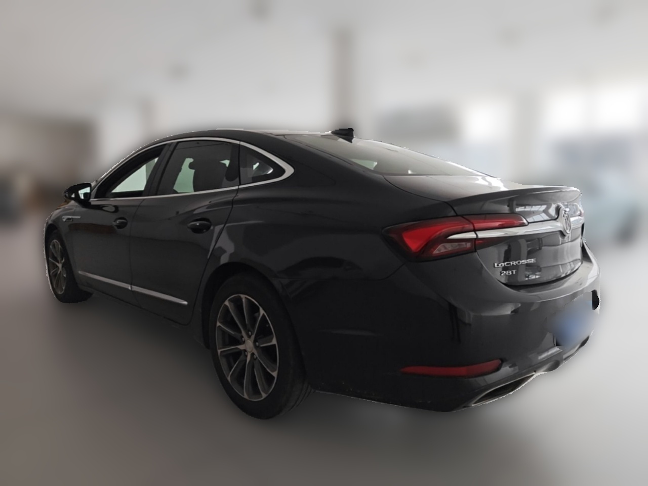 LaCrosse 2019 28T Luxury photo 4