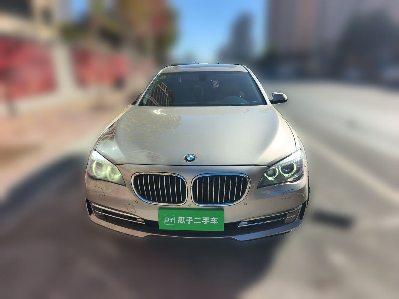 7 Series 2013 730Li Leading photo 2