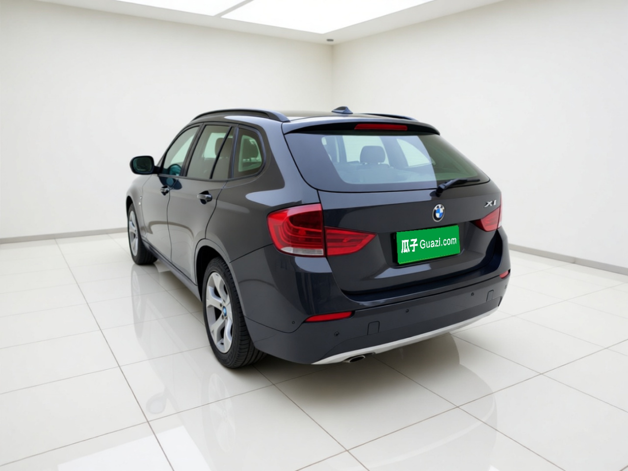 X1 Imported 2012 sDrive18i Luxury photo 4