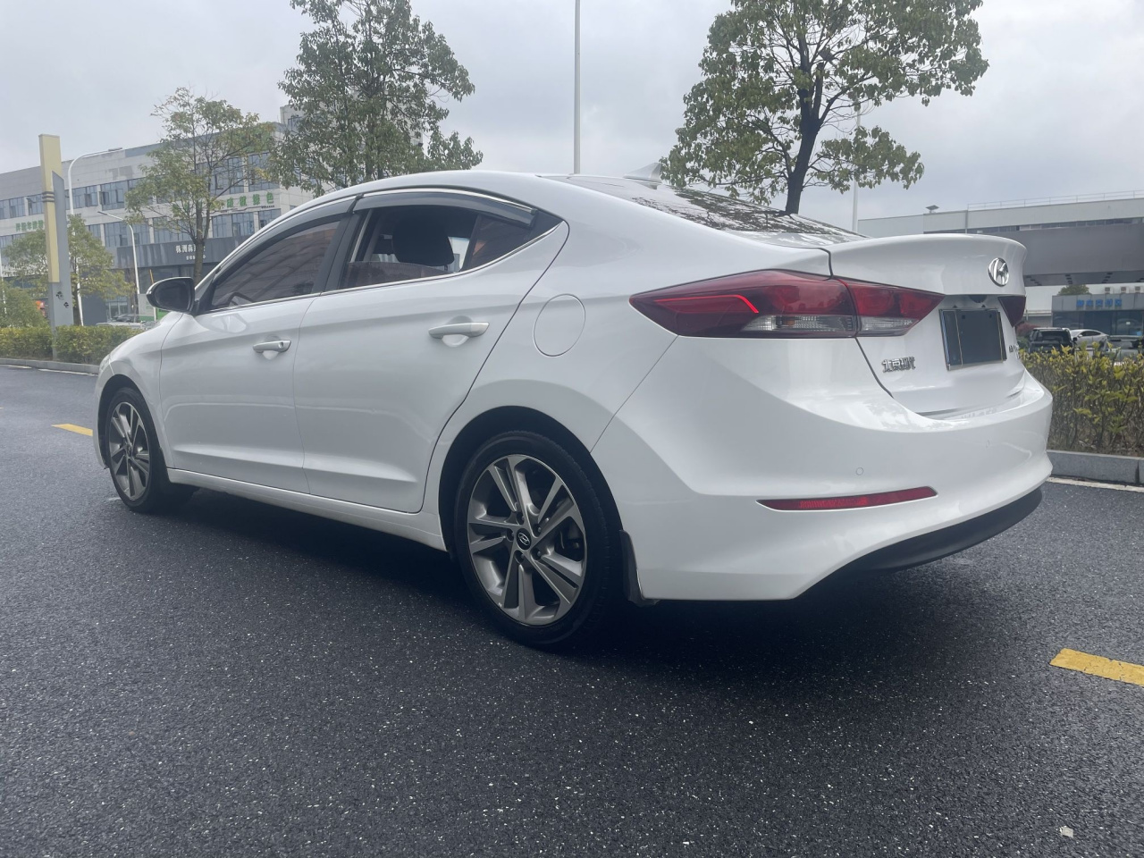 Elantra 2016 1.6L AT Smart Elite photo 3