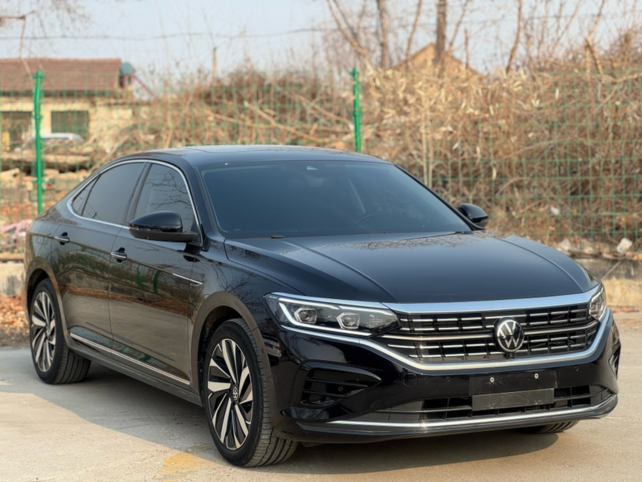 Passat 2025 380TSI photo 3