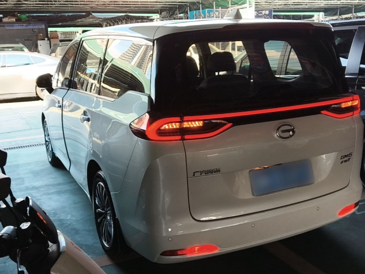 GAC Trumpchi M6 2019 270T AT Exclusive 7-Seater China V photo 4