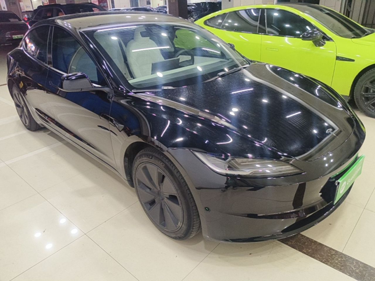 Model 3 2023 RWD photo 3