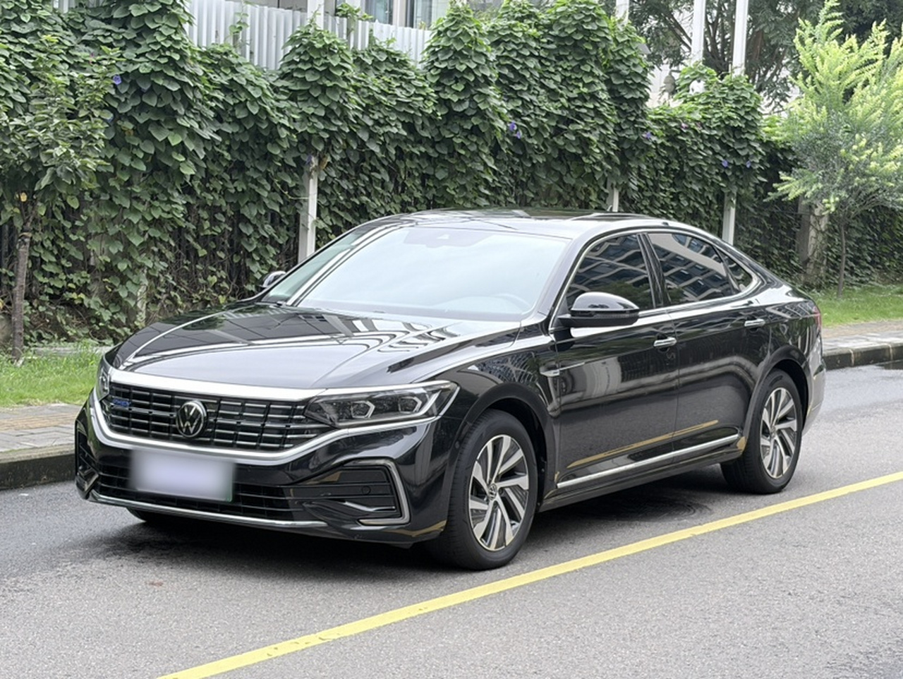 Passat EV 2023 430PHEV Hybrid Luxury