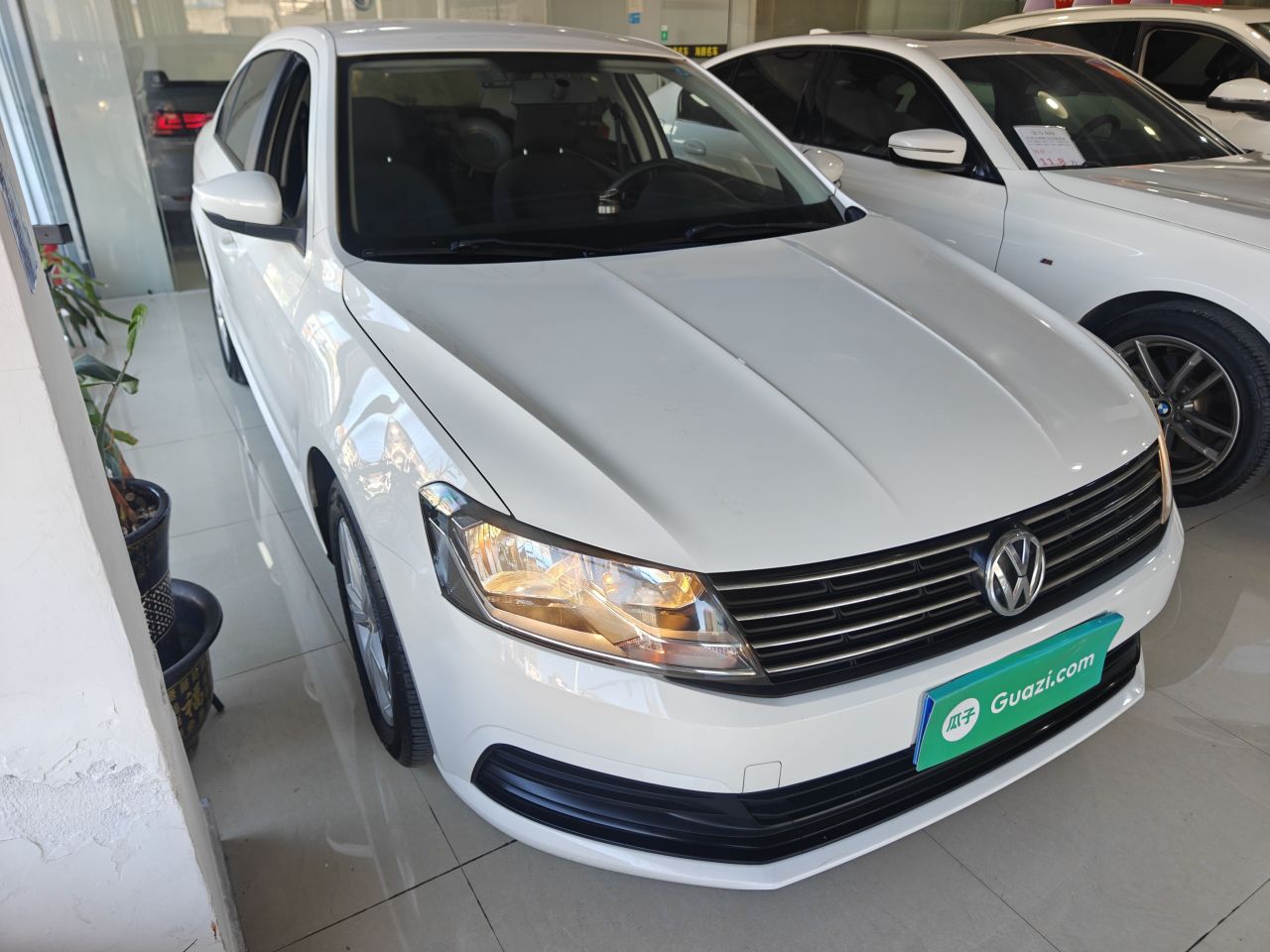 Lavida 2017 1.6L AT photo 3