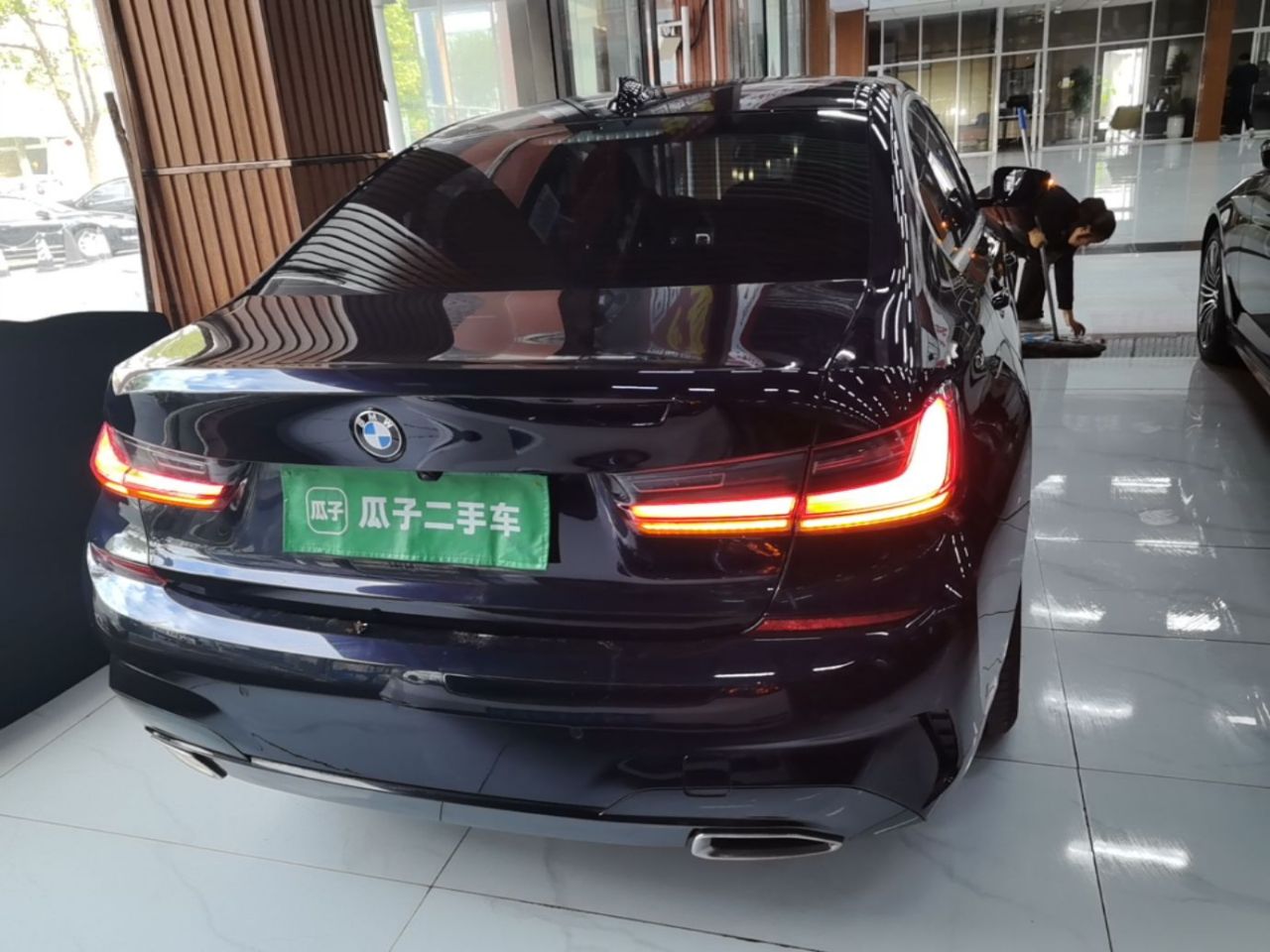 3 Series 2020 320Li M Sport Package photo 5