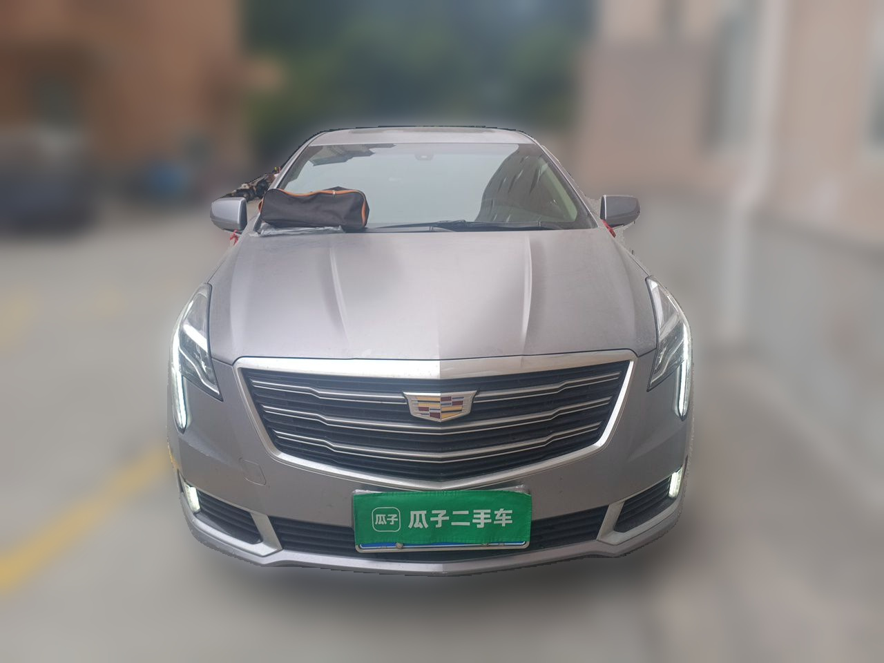 XTS 2018 28T Elite photo 2