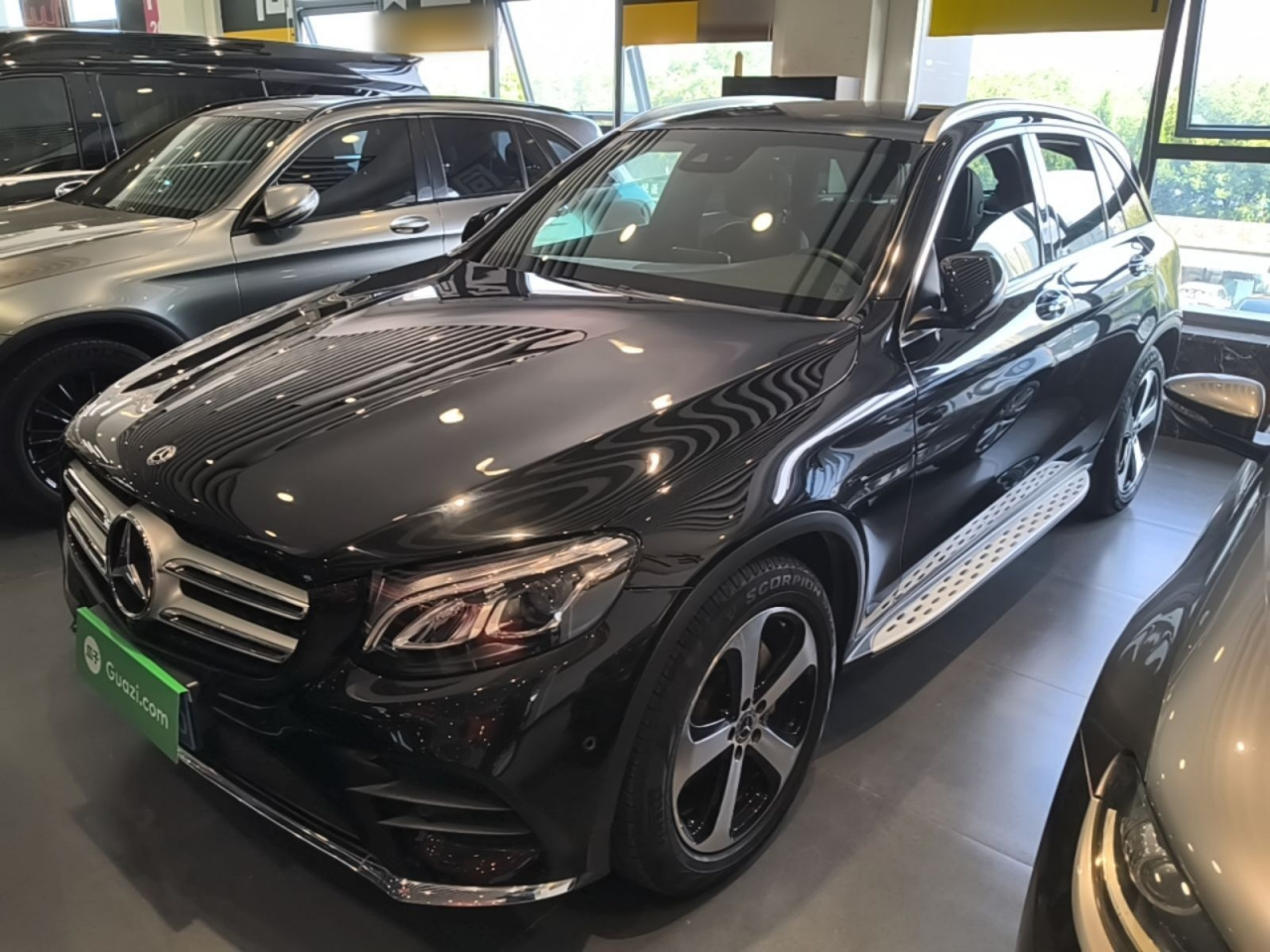 GLC 2018 GLC 260 4MATIC Luxury