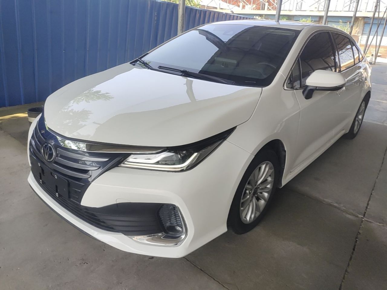 2022 2.0L Elite