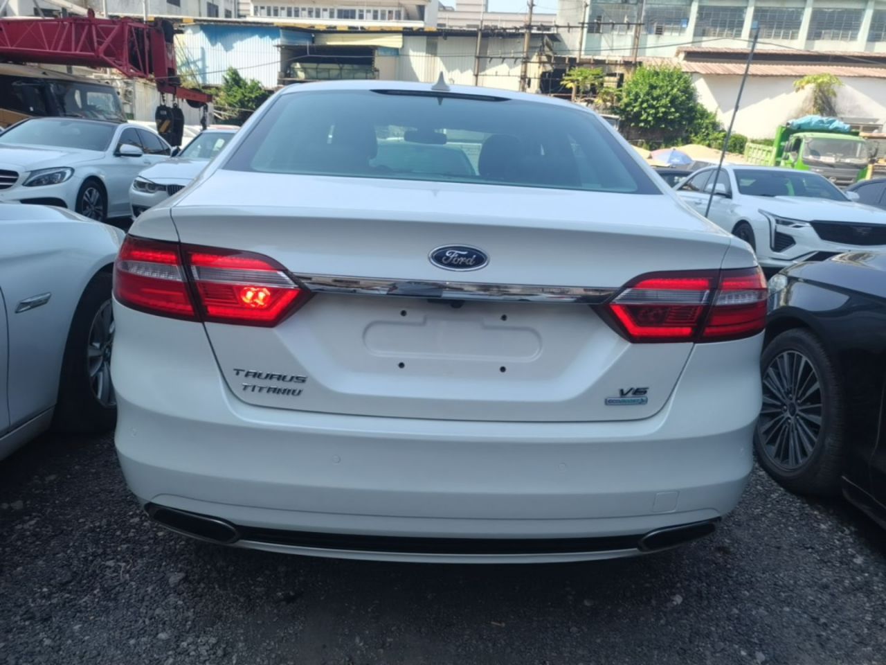 Taurus 2018 EcoBoost 245 Excellence China V photo 3
