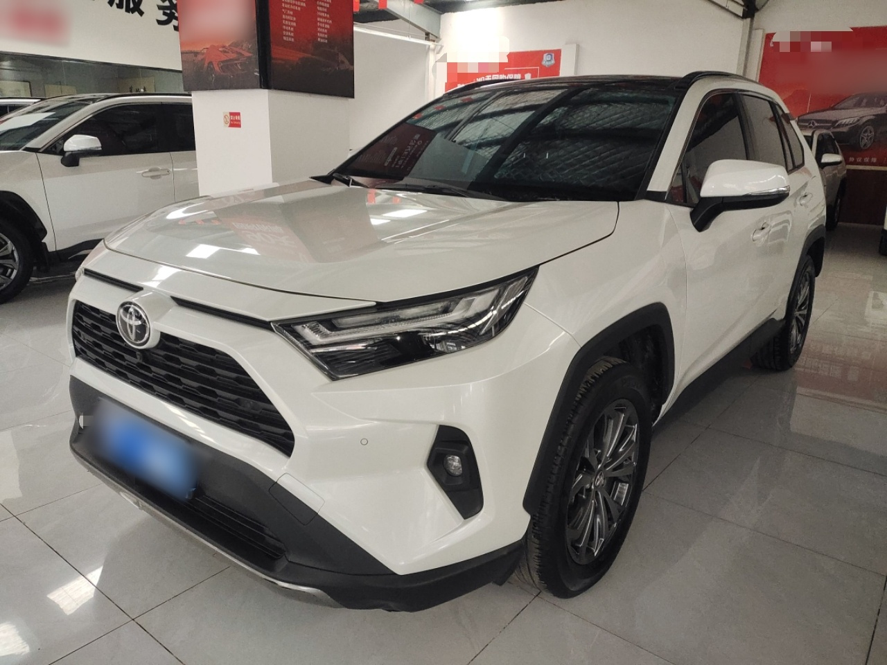 RAV4 2023 2.0L CVT RWD Plus