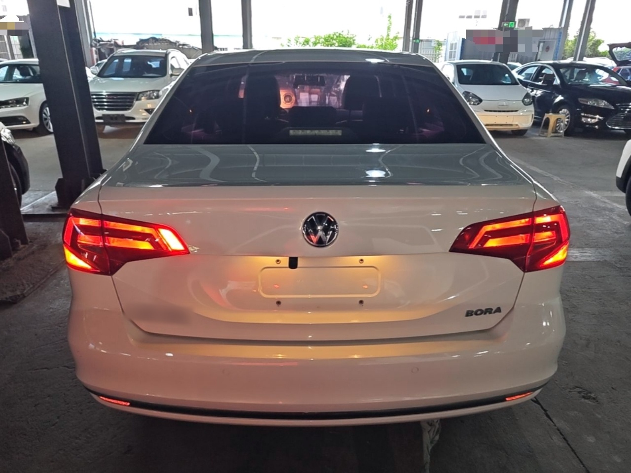 Bora 2017 1.6L AT Comfort photo 5