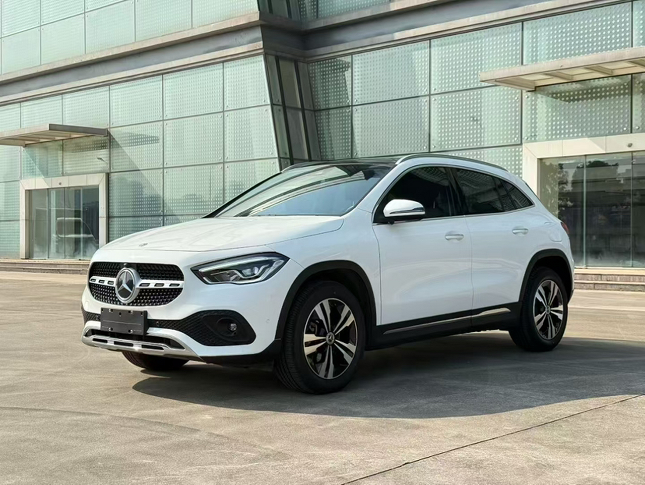 GLA 2022 GLA 220
