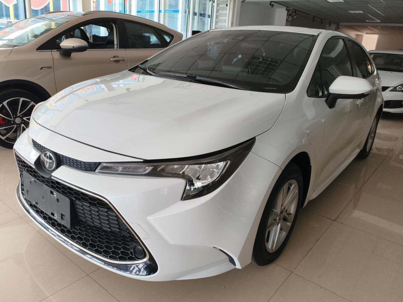 Levin 2021 185T CVT Luxury