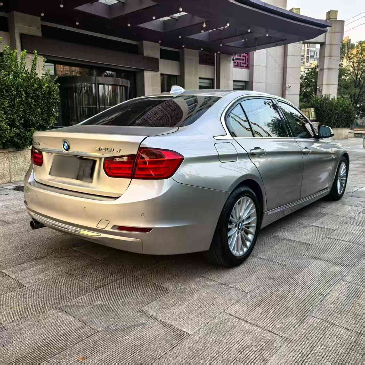3 Series 2015 320Li Luxury Design Package photo 4