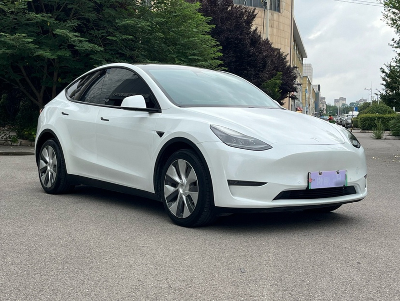 Model Y 2021 Long Range AWD photo 3