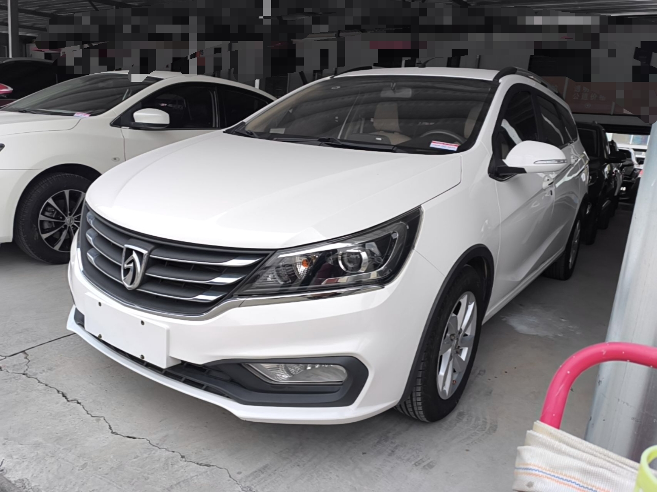310W 2017 1.5L MT Fashion China V