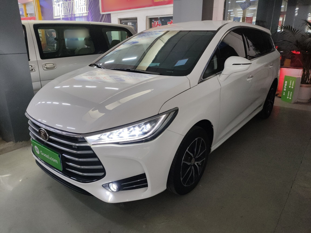 Song MAX 2017 1.5T AT Connected Luxury 7-Seater