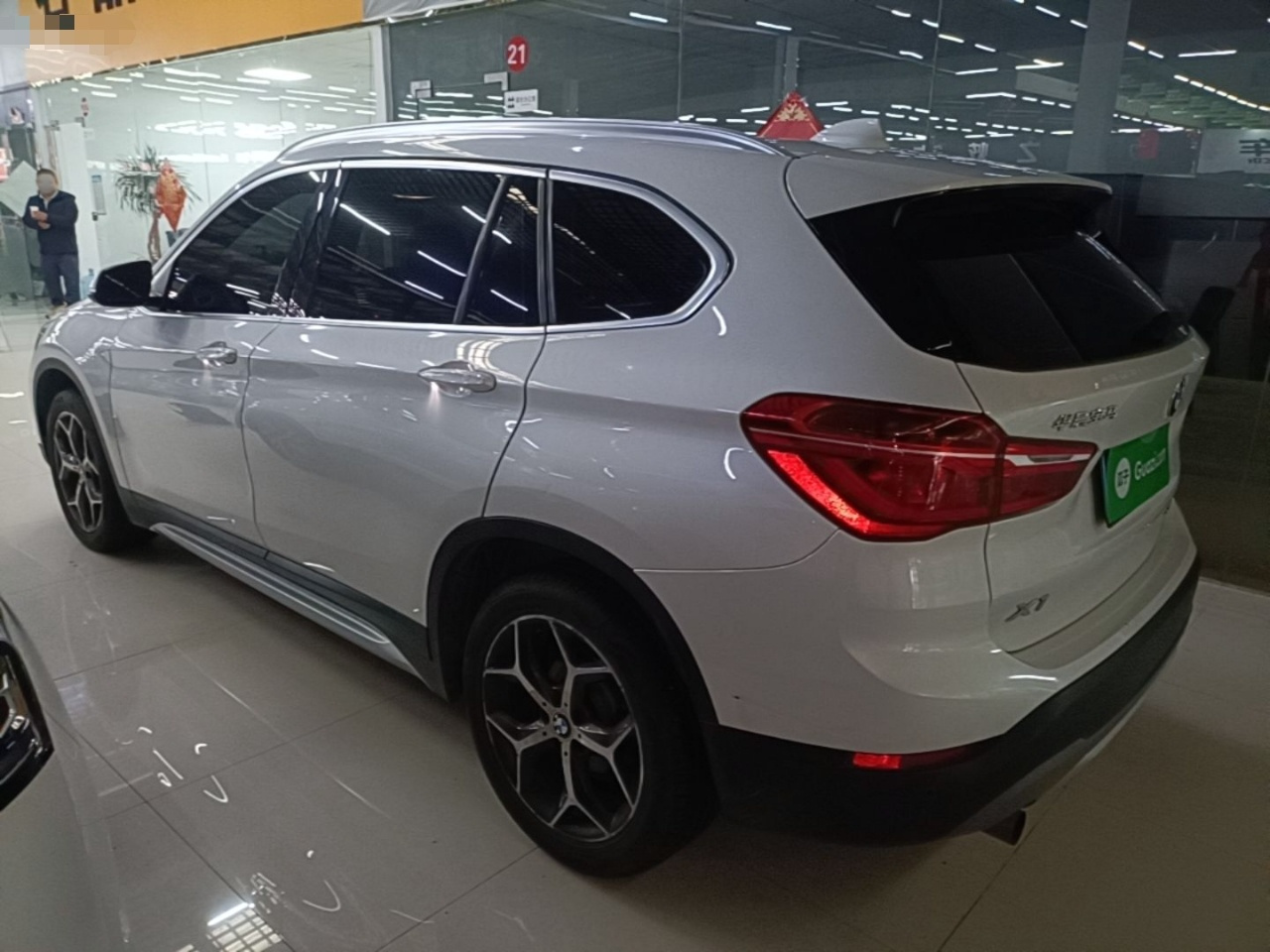 X1 2019 sDrive18Li Exclusive photo 4