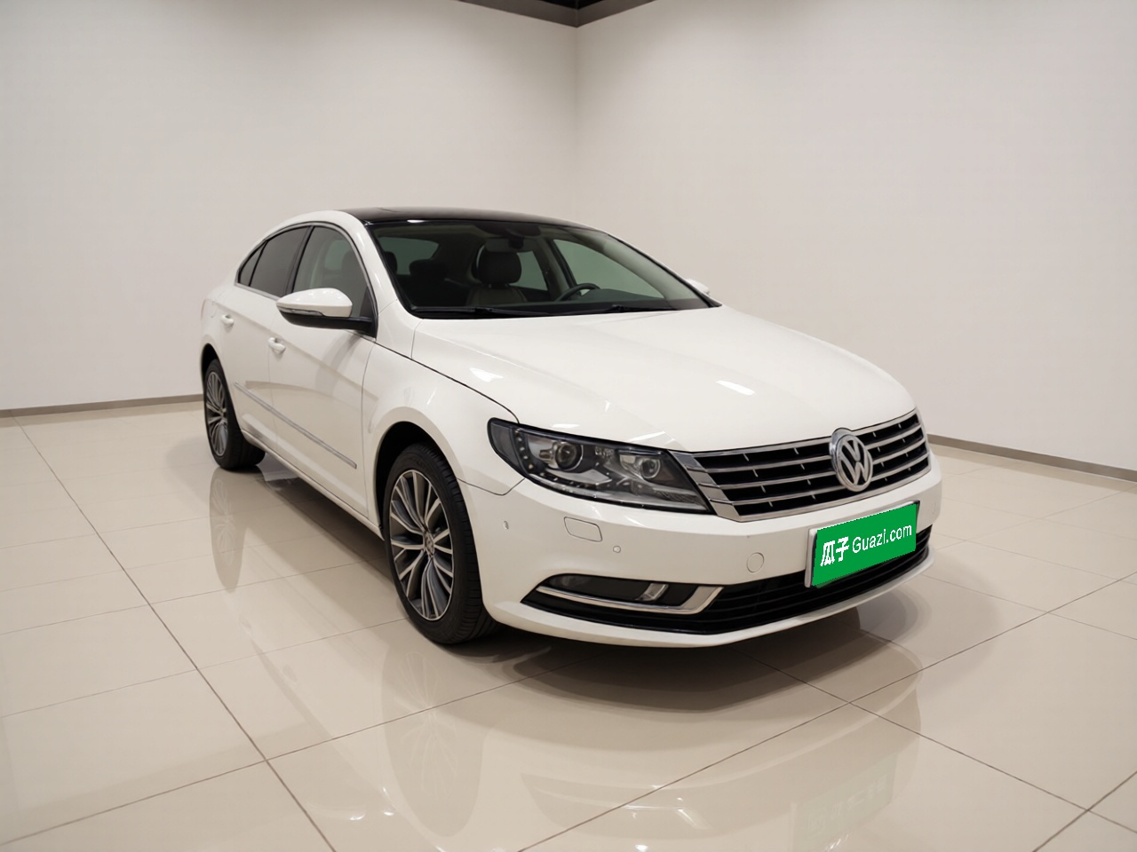 FAW-Volkswagen CC 2016 1.8TSI Luxury photo 3