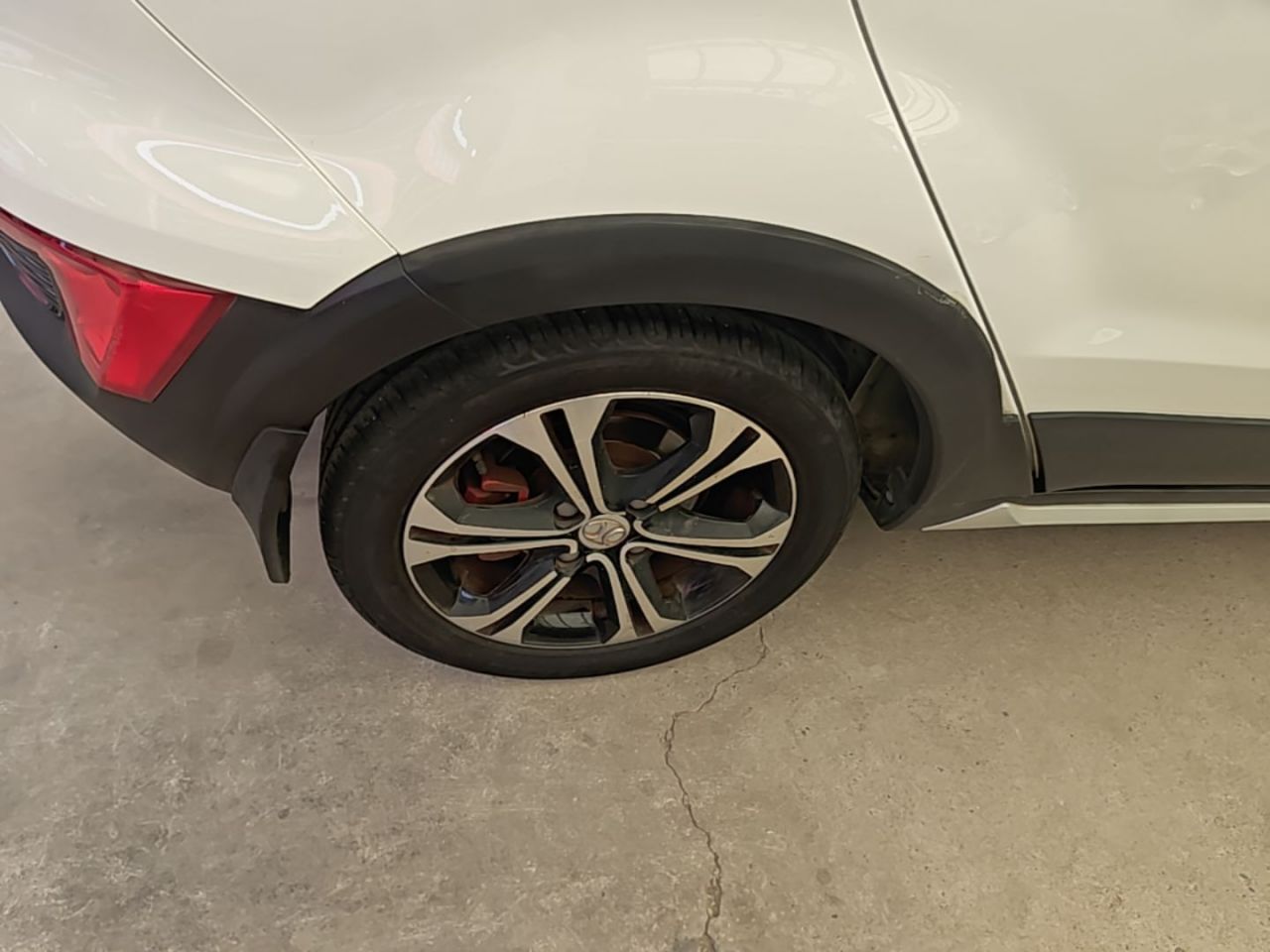 BAIC X25 2015 1.5L MT Elite photo 3