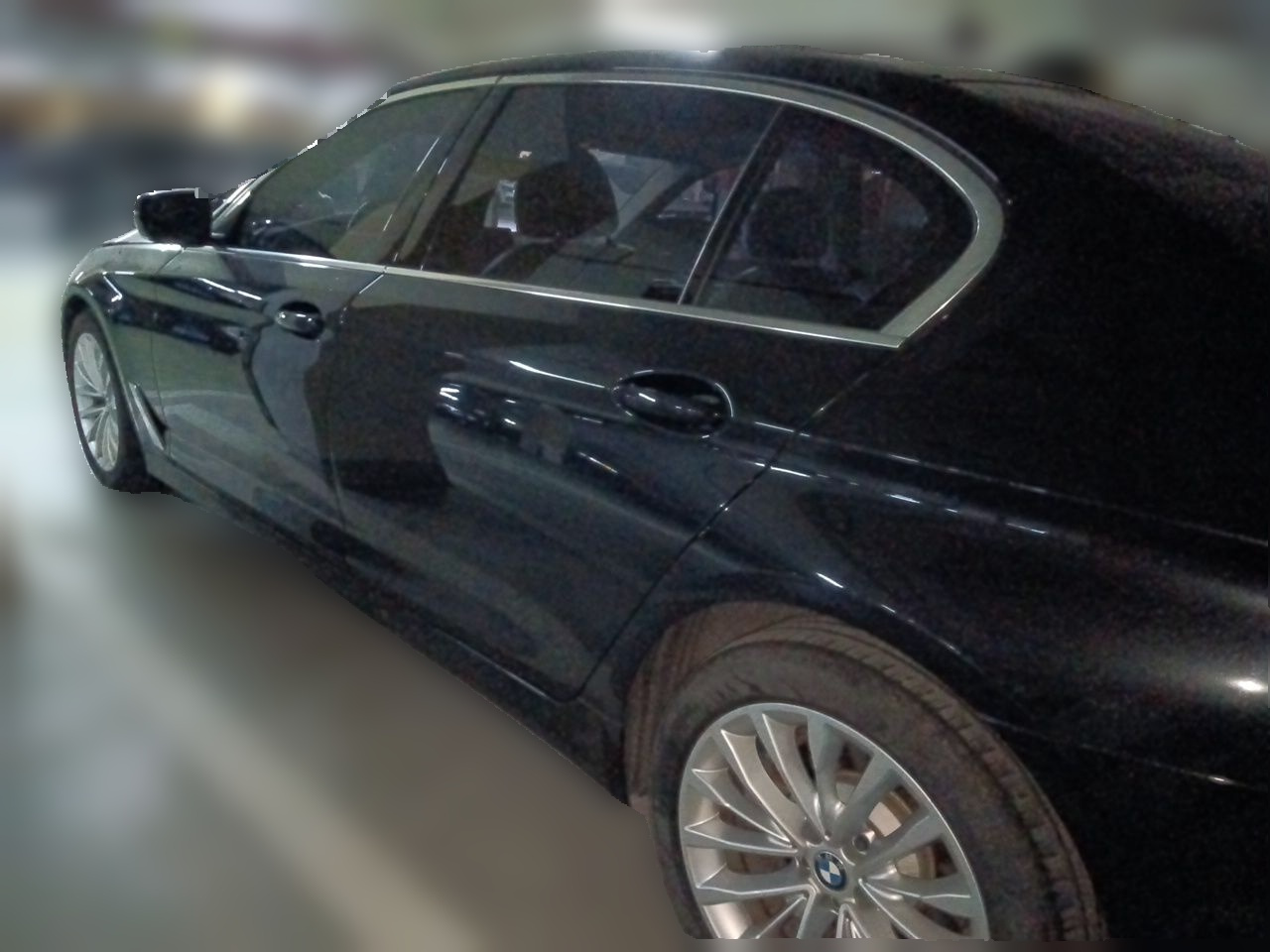 5 Series 2019 530Li Leading Luxury photo 4