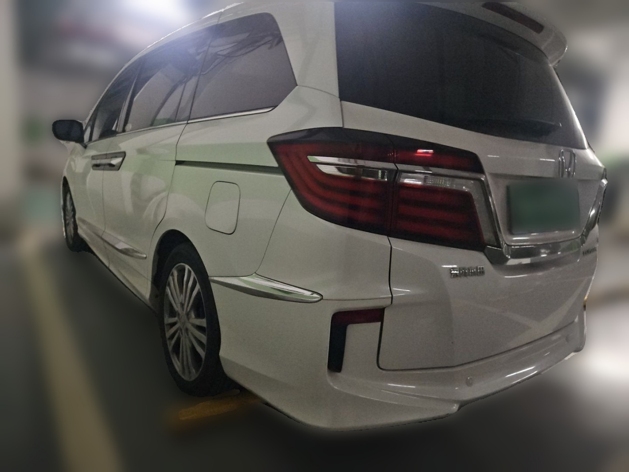 Elysion 2016 2.4L Luxury photo 4