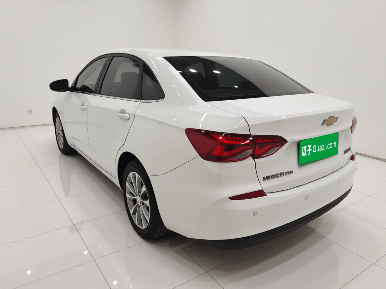 Cruze 2020 320 AT Enjoy photo 4