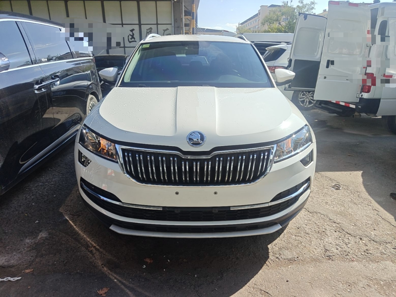 Karoq 2020 TSI280 Tech China VI photo 2