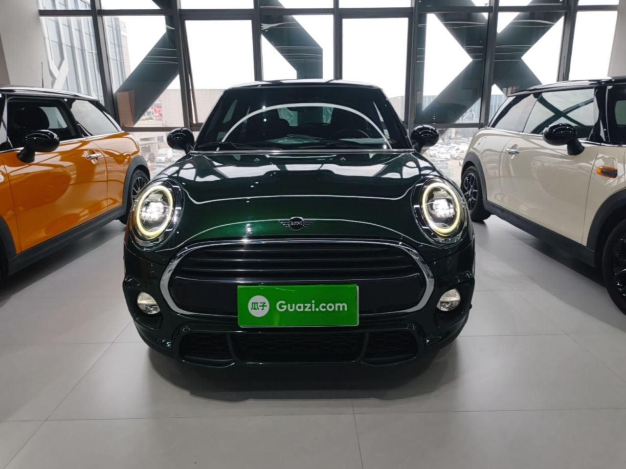 2018 1.5T COOPER photo 2