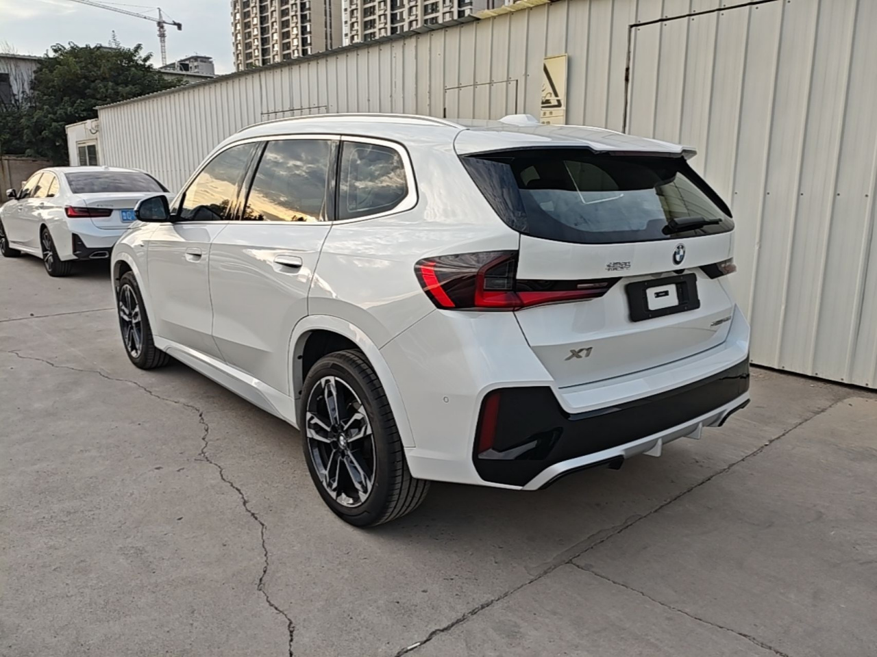 X1 2025 sDrive25Li M Sport Package photo 4