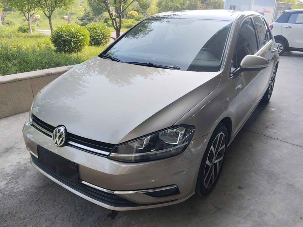 Golf 2019 200TSI DSG Comfort Progressive China VI