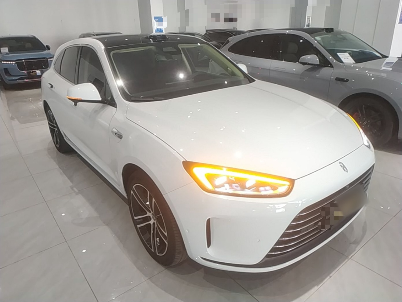 HIMA AITO M5 2023 EREV RWD ADAS photo 3