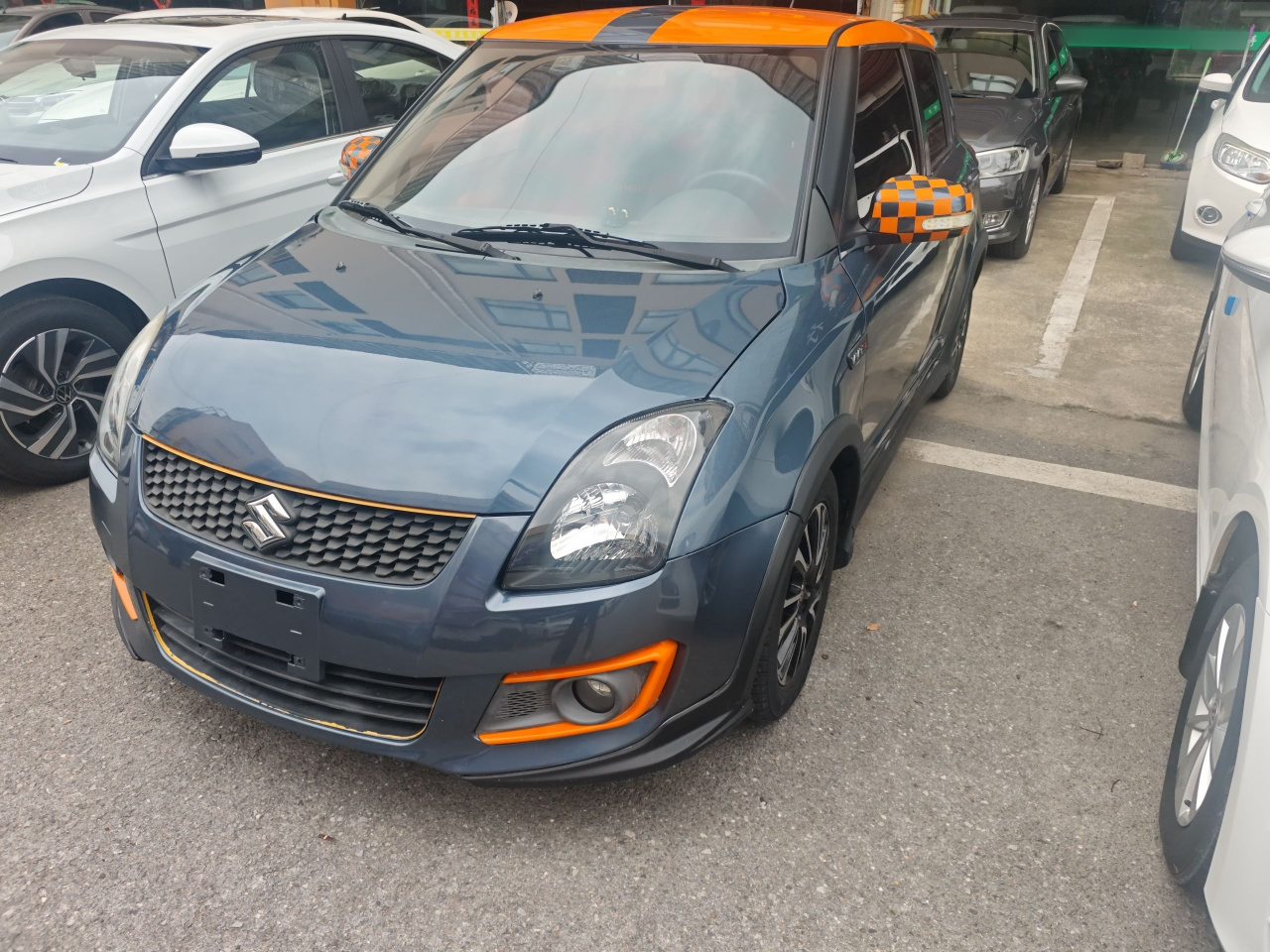 Swift 2016 1.5L AT Fashion photo 2