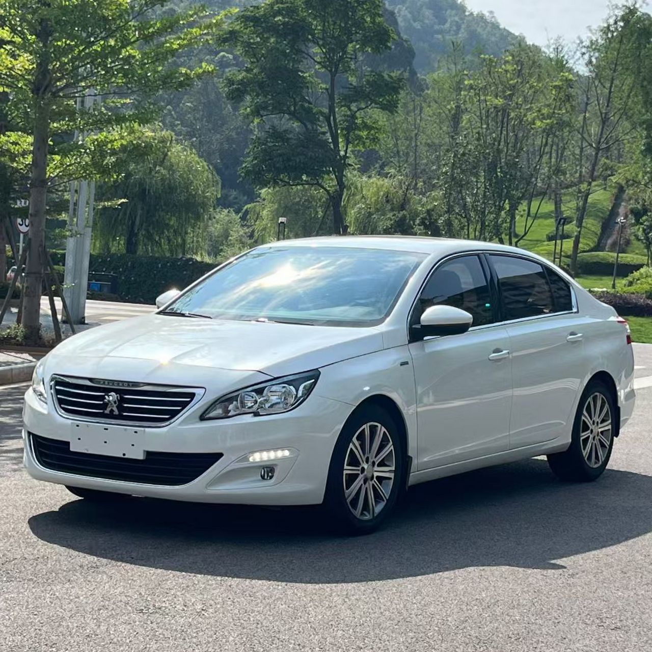 408 2018 Facelift 230THP AT Luxury